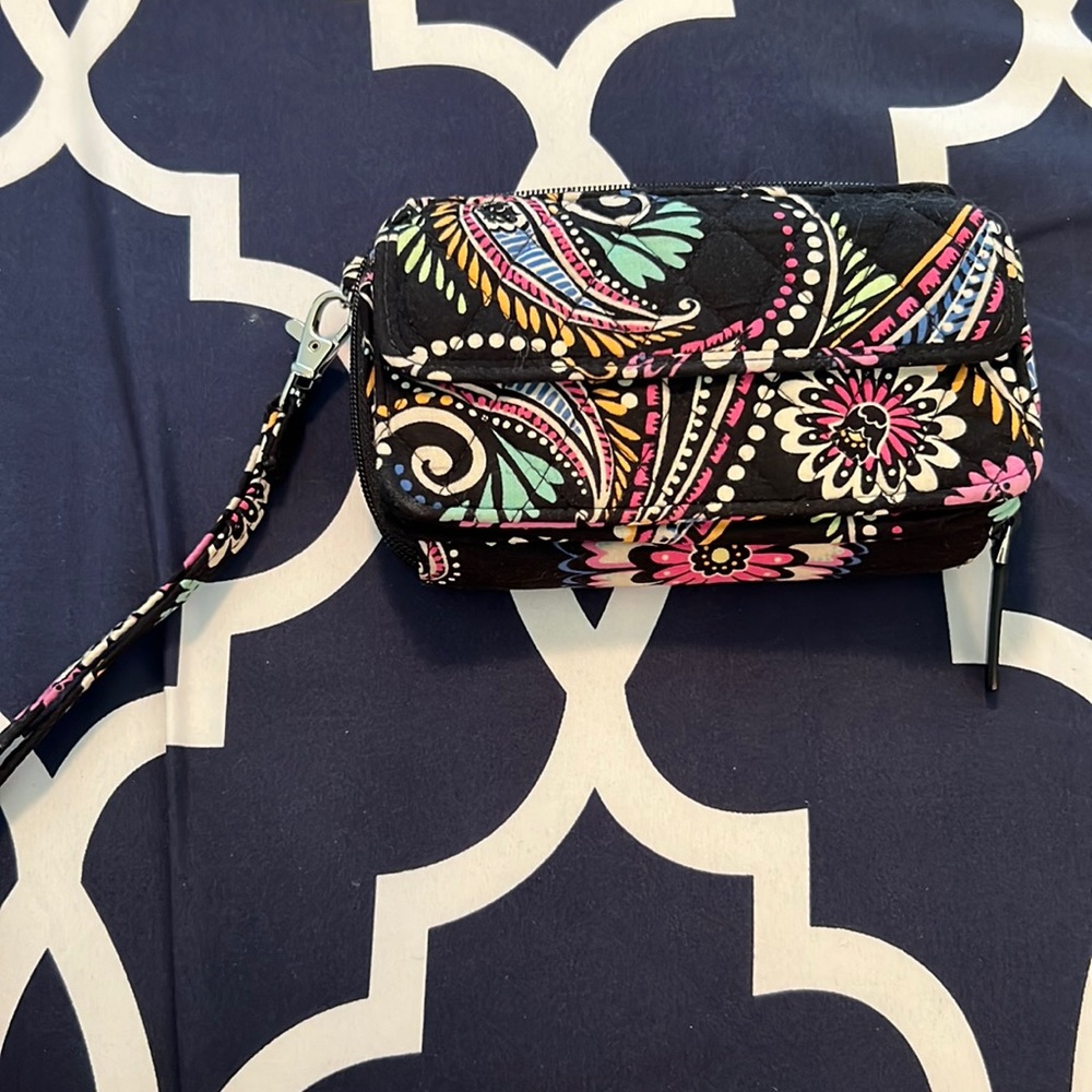 Black paisley Vera Bradley all in one crossbody bag